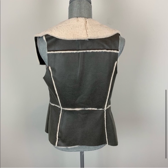 Suede fur vest - Picture 3 of 7